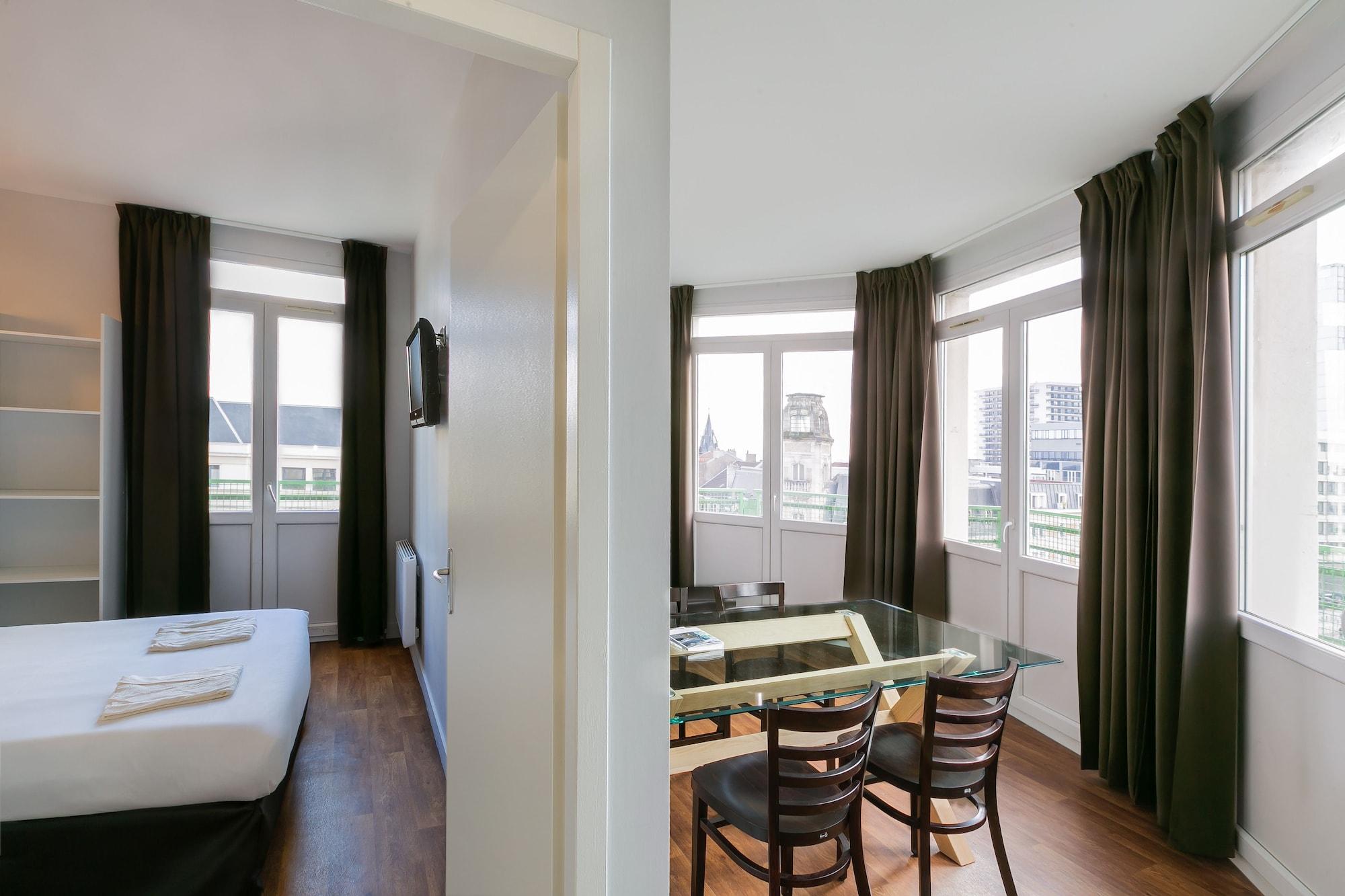 Hotel Foch Nancy Gare Eksteriør billede
