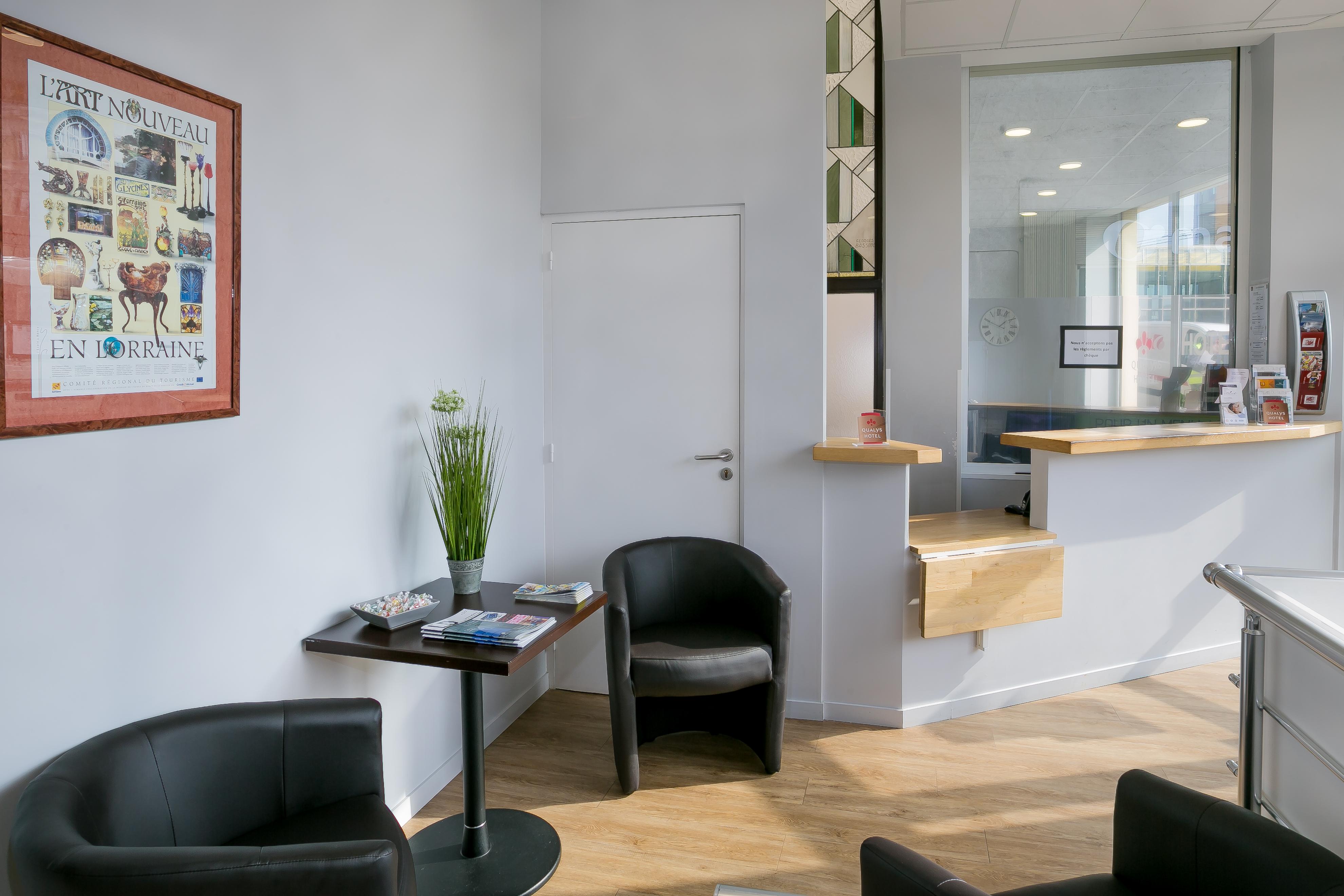Hotel Foch Nancy Gare Eksteriør billede