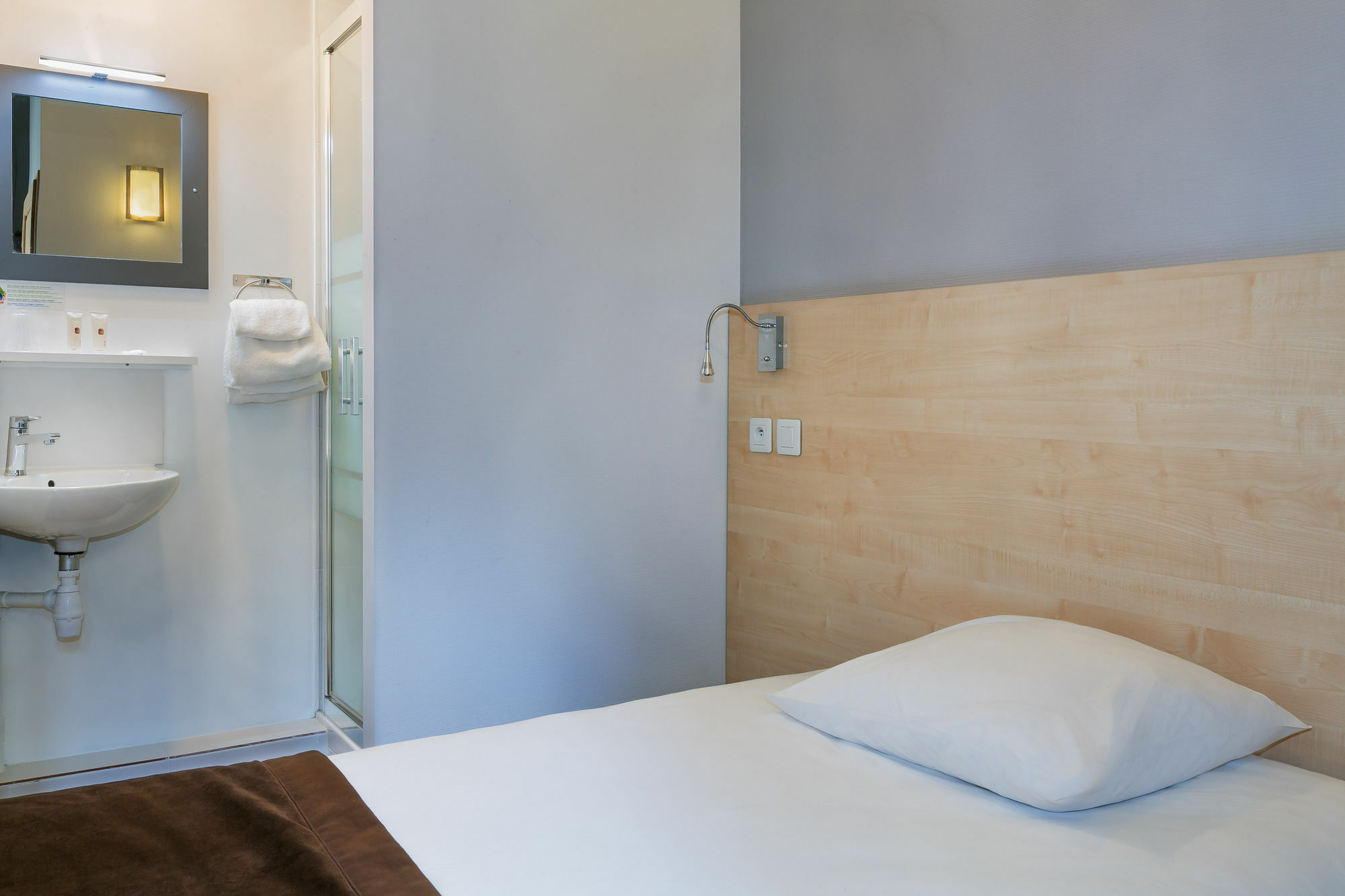 Hotel Foch Nancy Gare Eksteriør billede